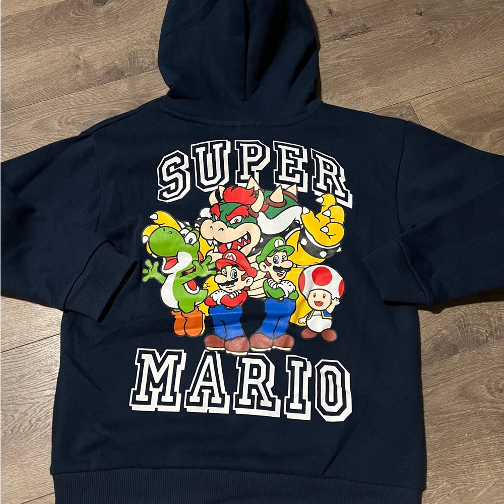 Super Mario Pull Over Hoodie Size 6/7 New - Picture 3 of 4